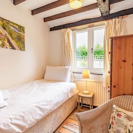 Host & Stay - Woodfalls Barn Burgh and Tuttington Exterior photo